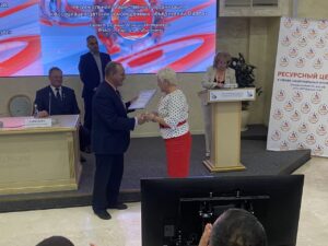 Подробнее о статье Наш «Самый дружный Интеркласс» стал победителем V Всероссийского конкурса лучших практик в сфере национальных отношений.