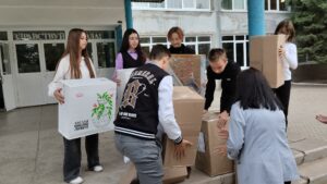 Подробнее о статье «Юные экологи благоустраивают территорию школы»